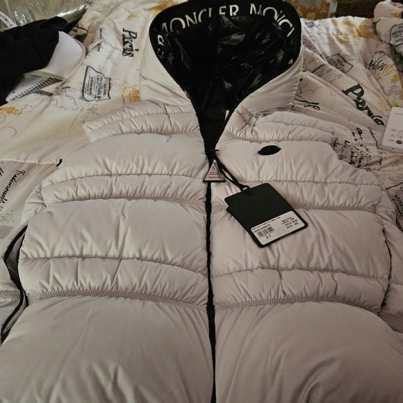 Moncler Vest - Picture 2 of 6